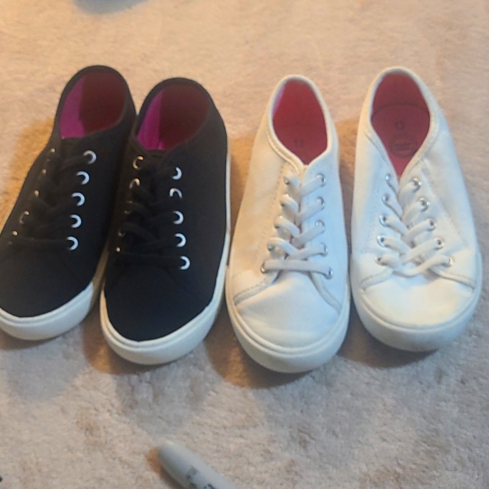 Bundle of 2 pairs of black and white shoes for girls by wonder nation